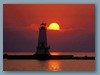 Faro e sole giallo